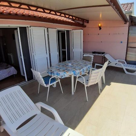 Guesthouse Brodarica Šibenik Eksteriør bilde