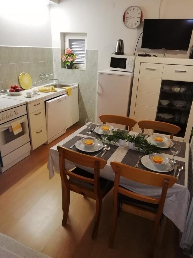 Guesthouse Brodarica Šibenik Eksteriør bilde