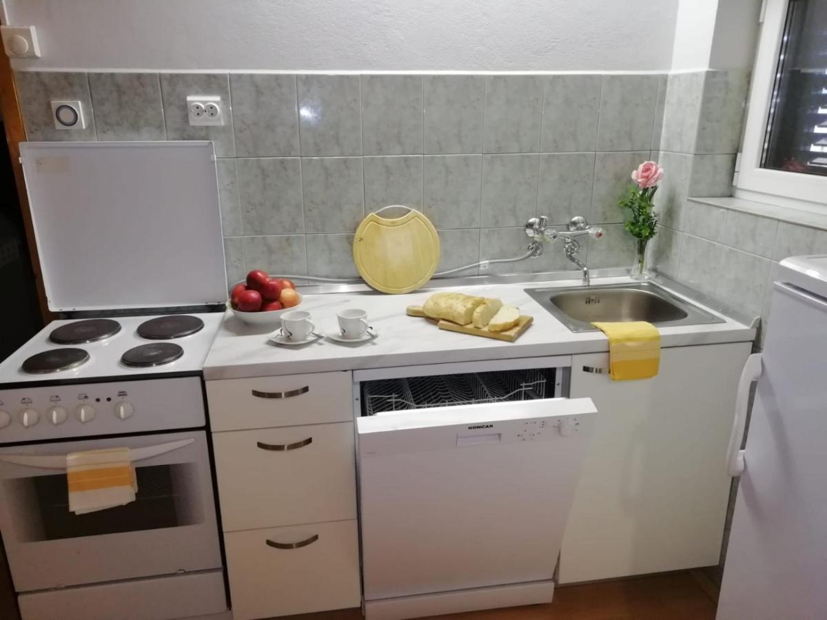 Guesthouse Brodarica Šibenik Eksteriør bilde