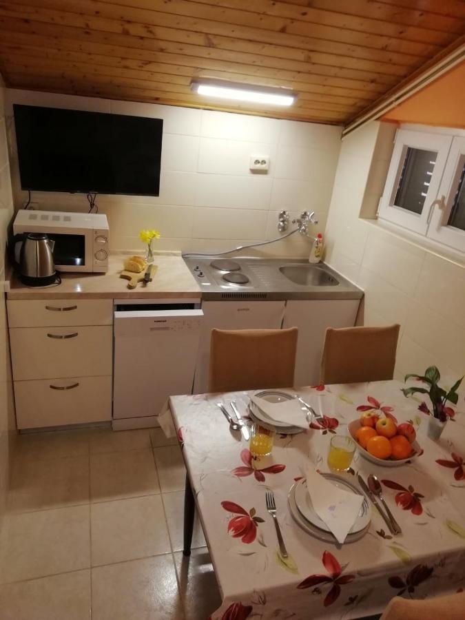 Guesthouse Brodarica Šibenik Eksteriør bilde