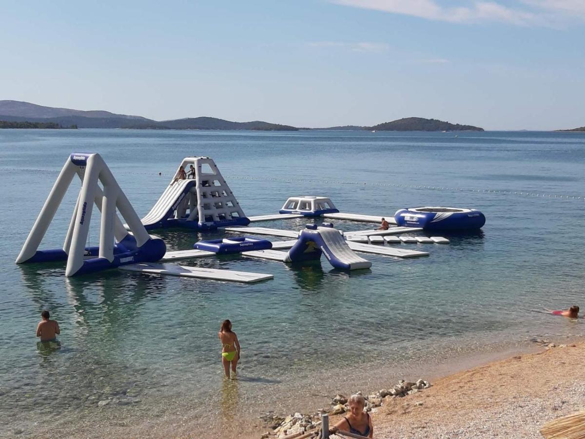 Guesthouse Brodarica Šibenik Eksteriør bilde