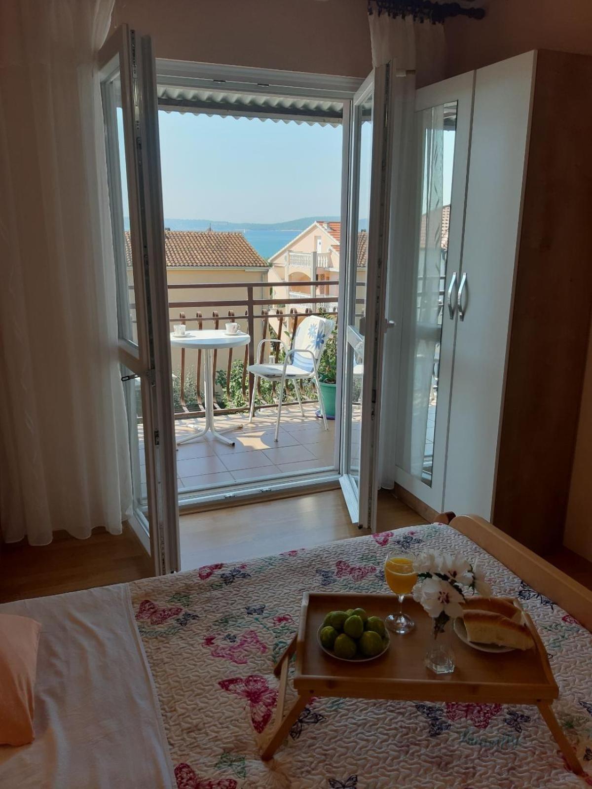 Guesthouse Brodarica Šibenik Eksteriør bilde