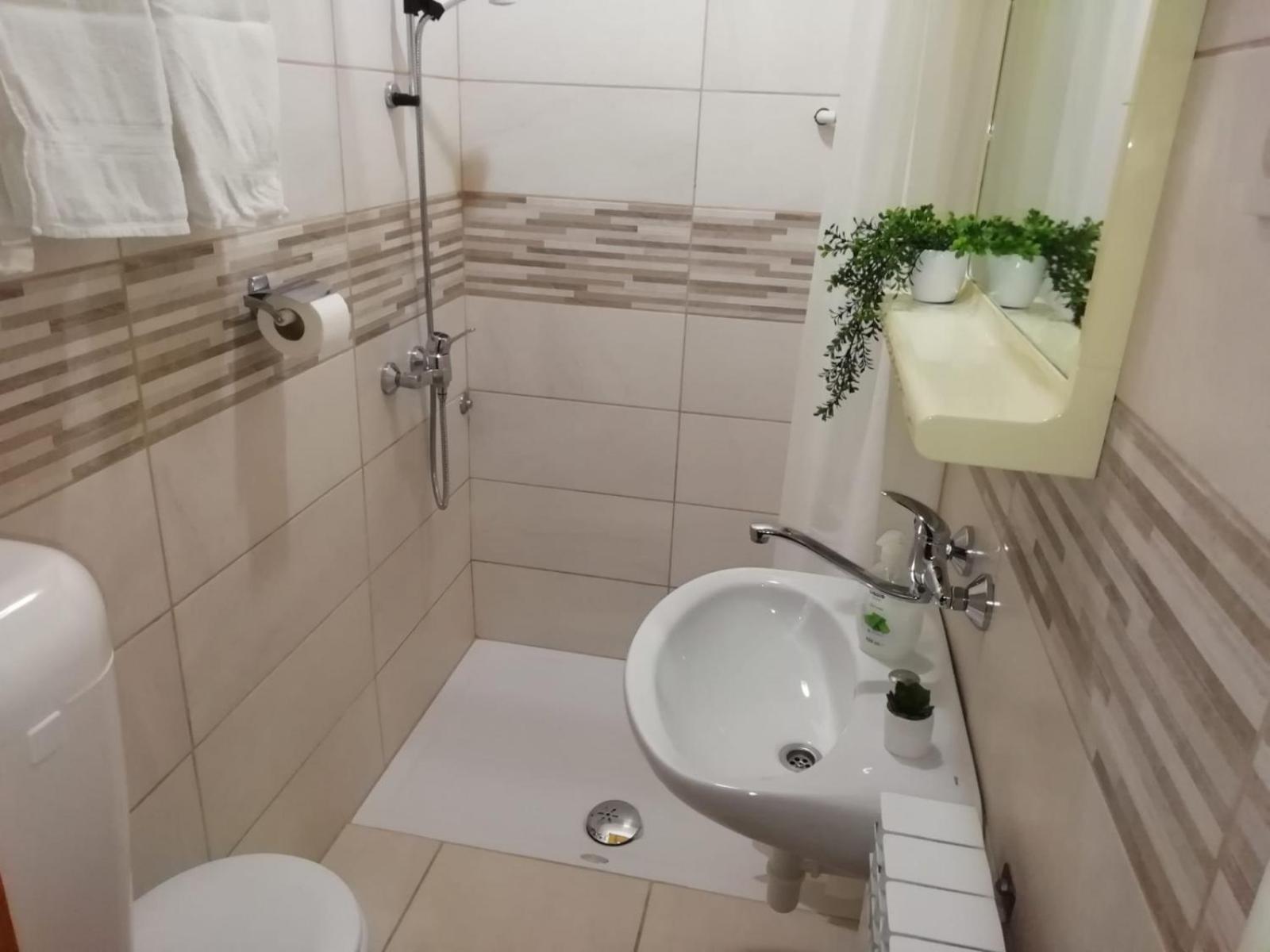 Guesthouse Brodarica Šibenik Eksteriør bilde