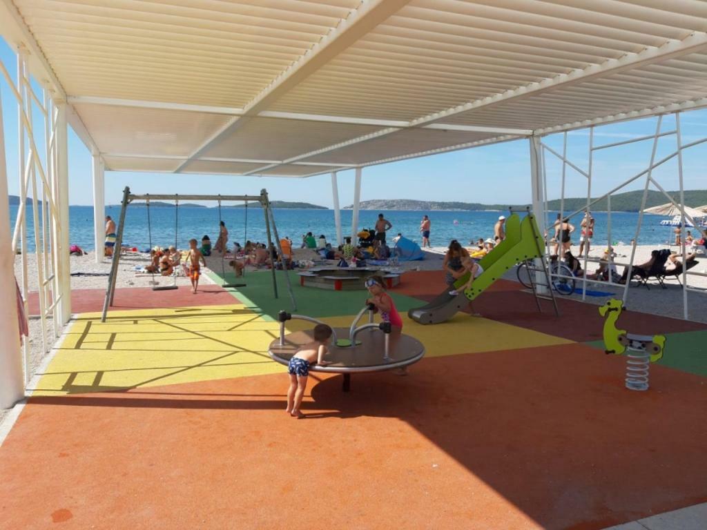 Guesthouse Brodarica Šibenik Eksteriør bilde